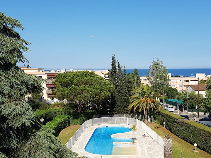 2 Pièces Climatisé, Terrasse, Piscine, Proche Mer - Antibes