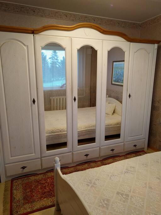 Capacious warderobe