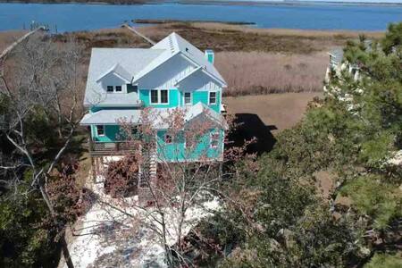 Sound Front Private Guest Apartment!