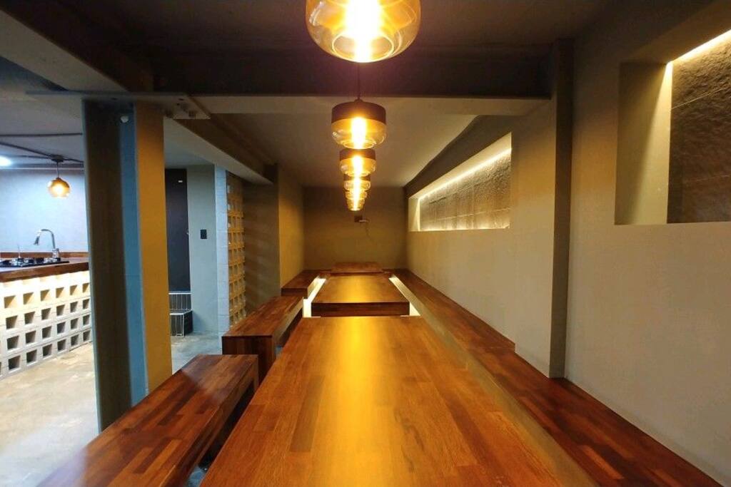 Cafeteria : you can have breakfast and you can rent this room for private family dinner as well.