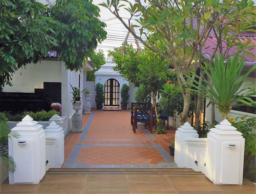 The inner courtyard