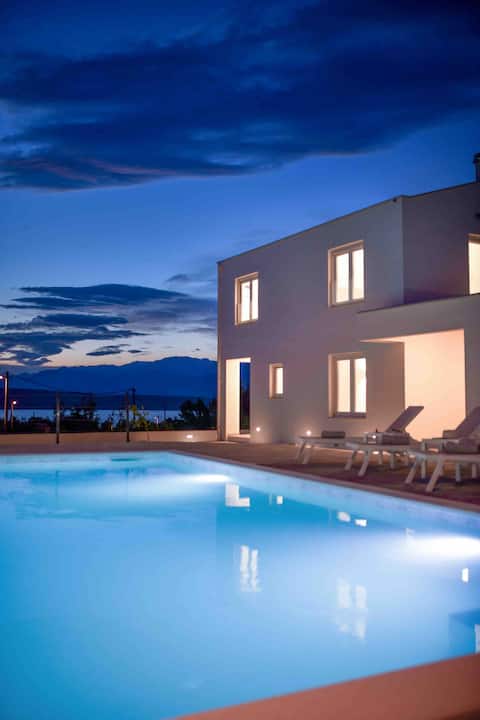 NEW! Villa Buterin with Heated Pool