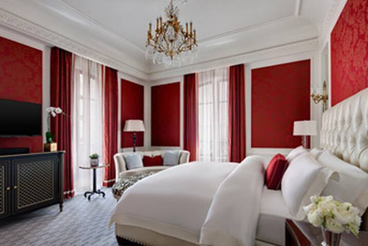 St Regis Residence – 2 bedroom suite gallery image 4