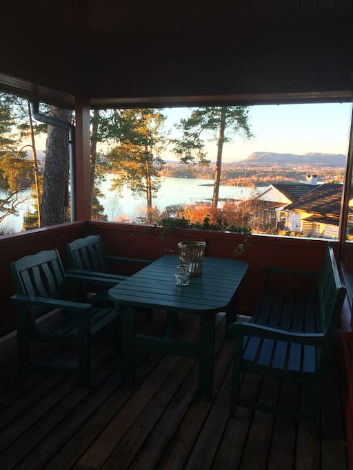 stor overbygget terasse