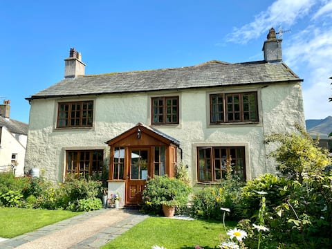 Quiet village, pub, ducks, depart wends@12 Sundays