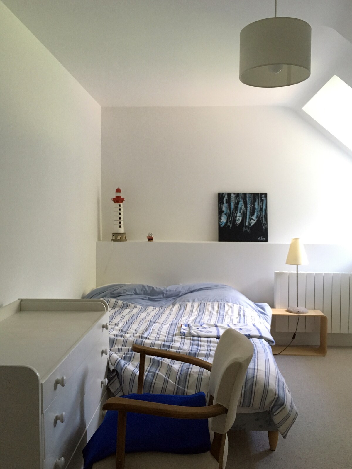 חדר השינה השני למעלה