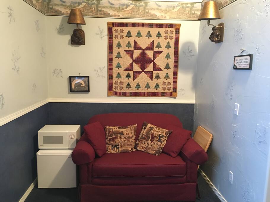 Love seat with twin pullout bed