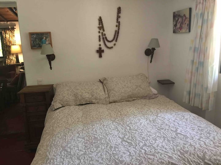 საძინებელი 1