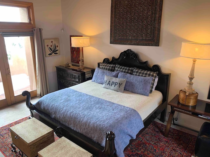 Puertas francesas que conducen a la terraza. 