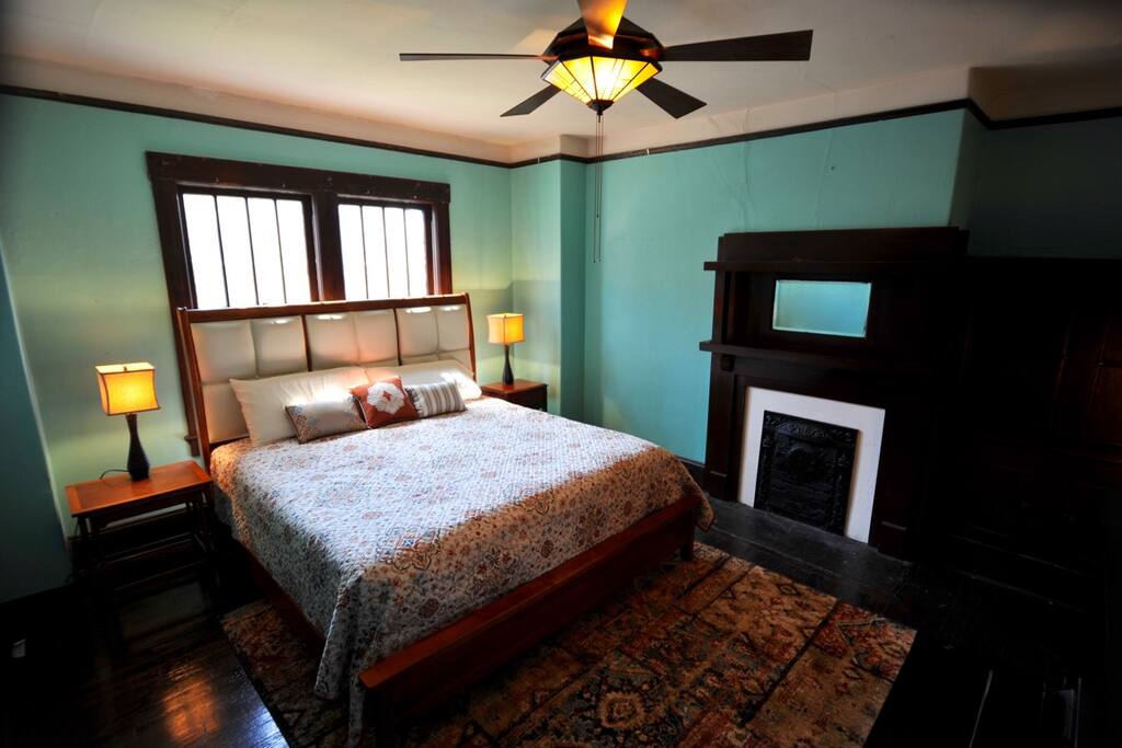 Kind bedroom connects to kitchen and living room