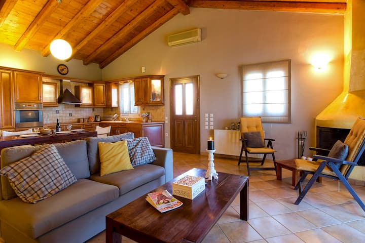 Vila caramela - Villas for Rent in Agios Ioannis, Corfu, Greece - Airbnb