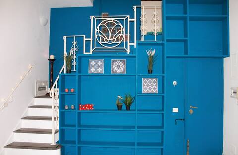 "MY POINT OF VIEW"  WITH BALCONY TRASTEVERE