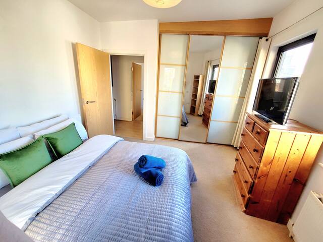 Battersea Power Station Suite gallery image 2