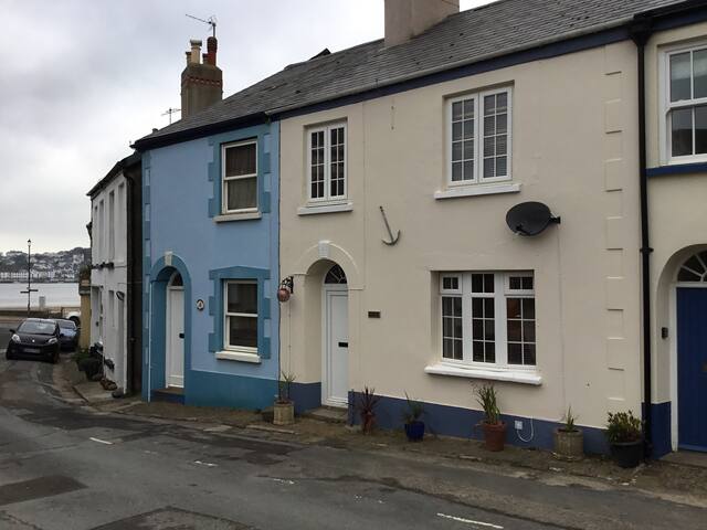 Airbnb Instow Holiday Rentals Places To Stay England
