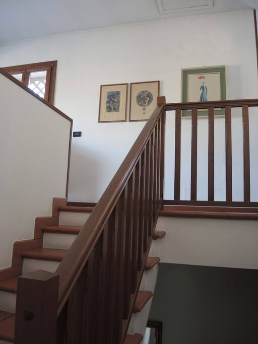 Scala di accesso al piano