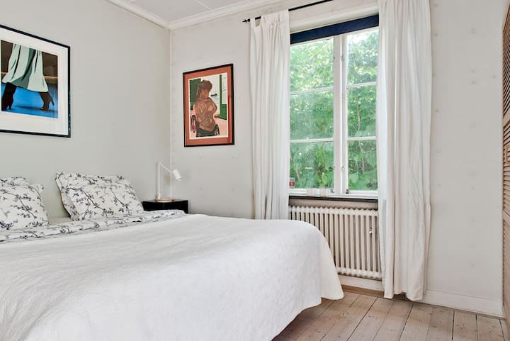 Спалня 1 - основна спалня 