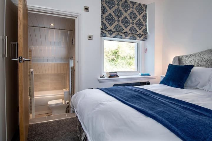 Dormitorio 1 con baño privado