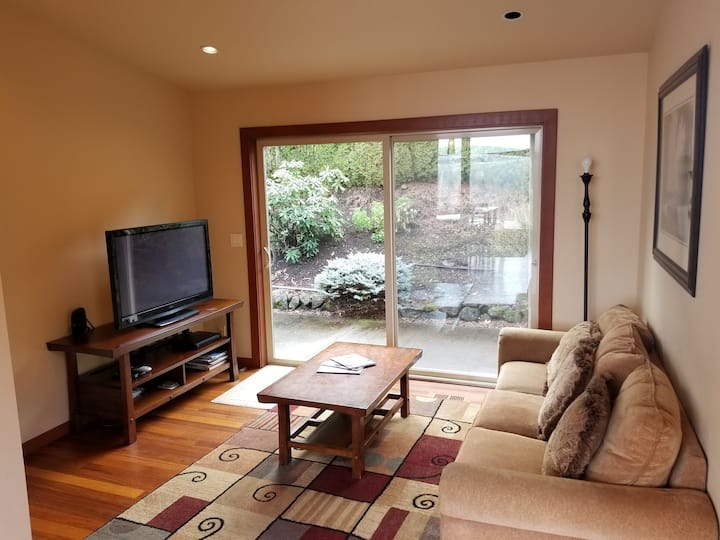 Elegant Townhouse - Hood River