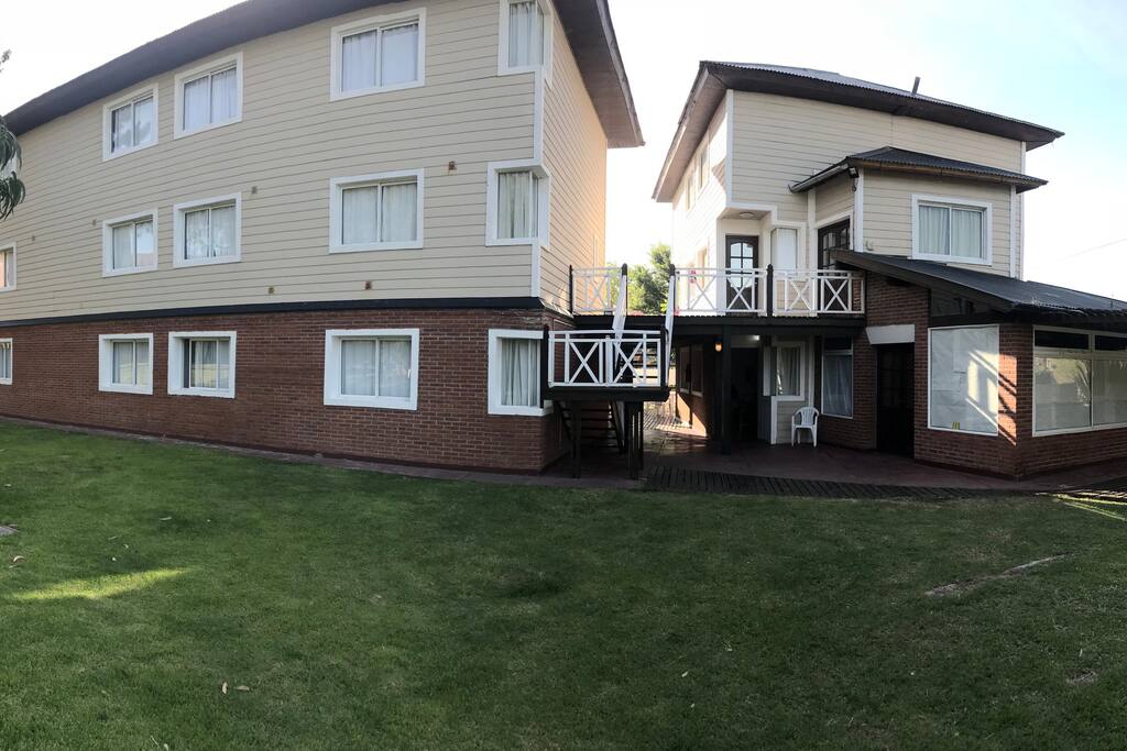 Fachada principal edificio