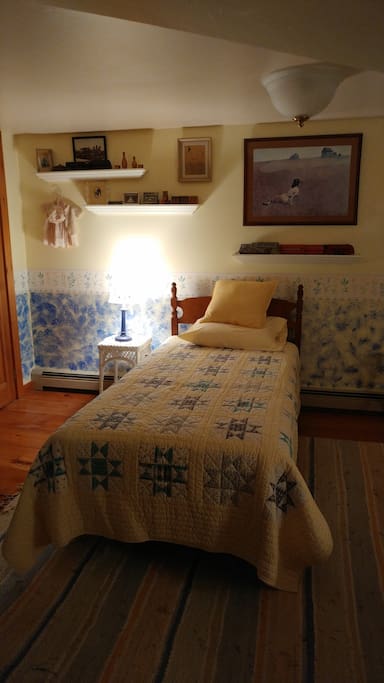 Blue & Yellow Room
