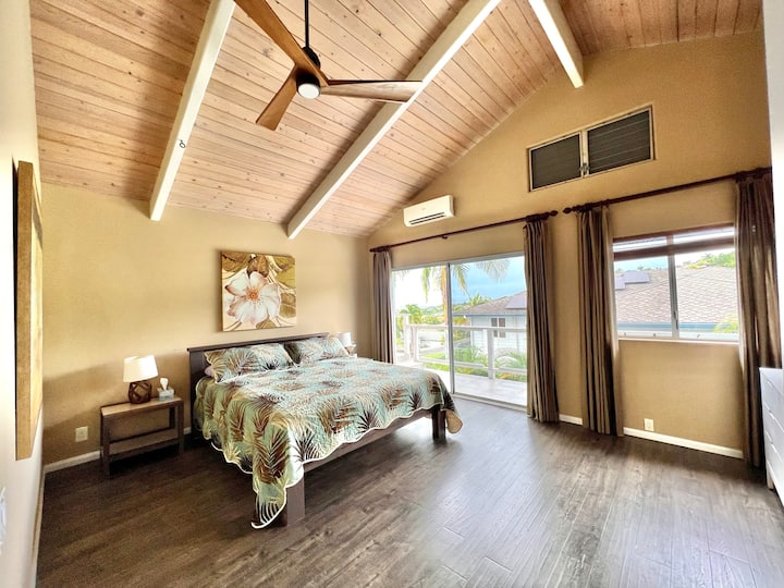 Single king bedroom upstairs - partial ocean views