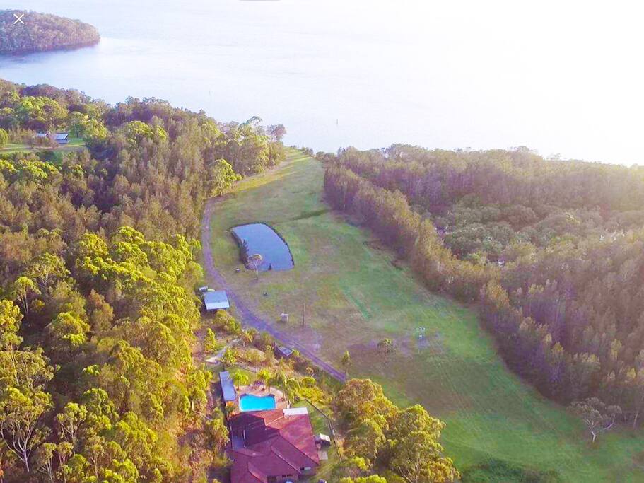 Relax with 11 Hectares of lakefront secluded living all to yourself