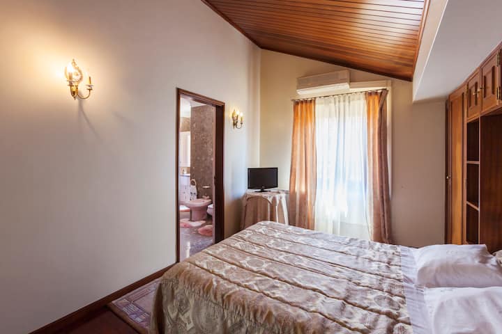 Bedroom C w/o balcony