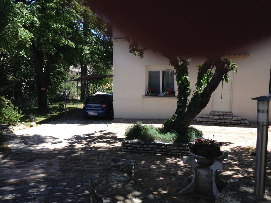 Entrée parking