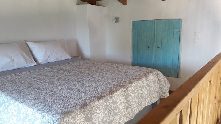 سرير بحجم كوين