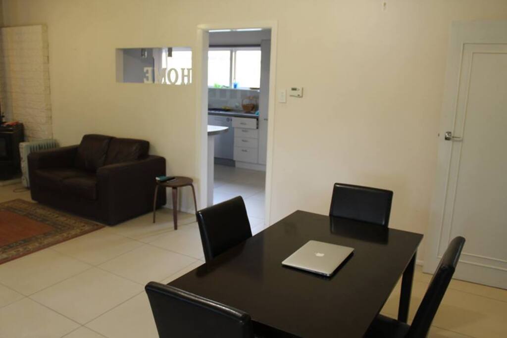 Dining table / Living area