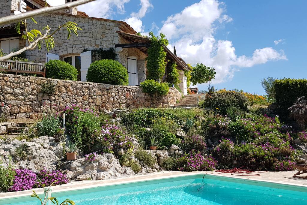 vue depuis la piscine