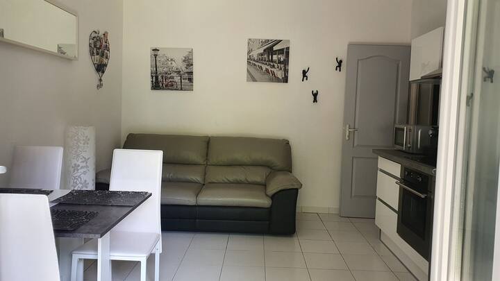 منطقة صالة الطعام