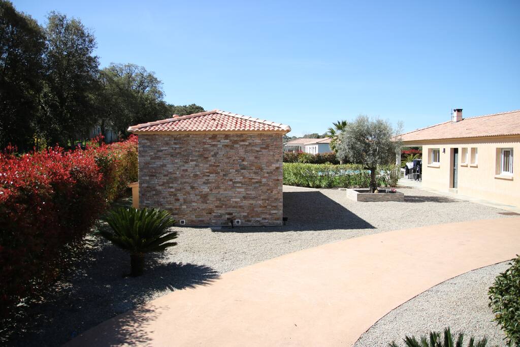 Entrée de la propriété