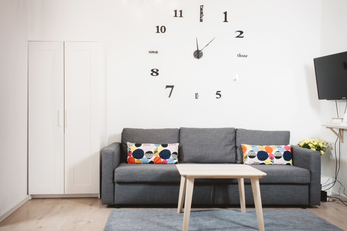 Top Airbnb: City Apartment near Shooping Center, 6 guests in Gesundbrunnen