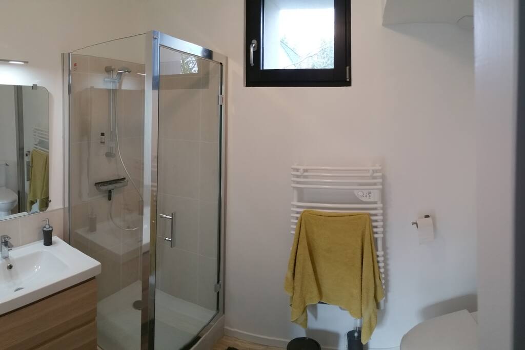 douche et toilettes