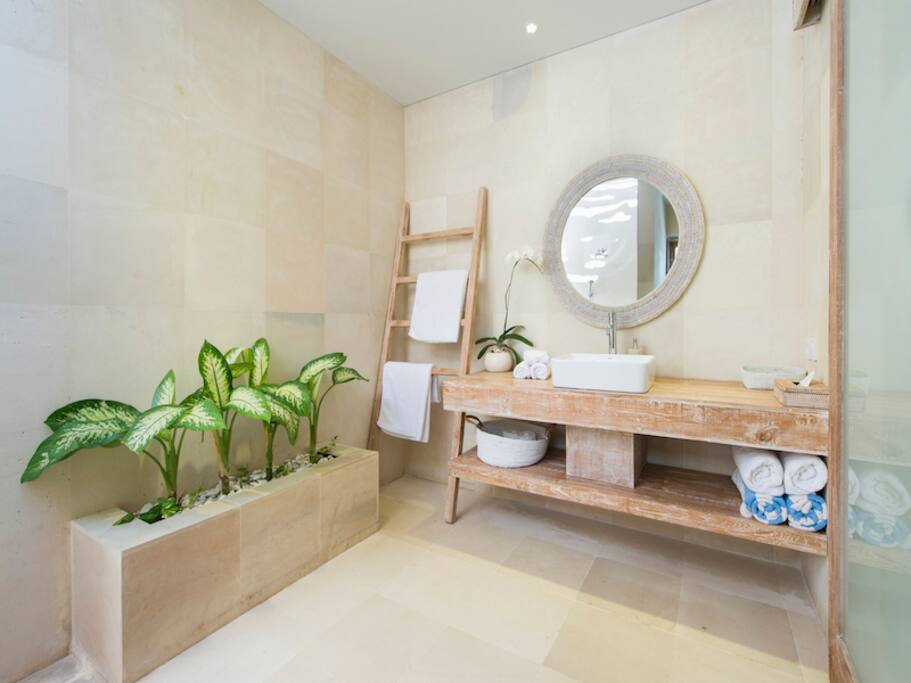 Guest house ensuite