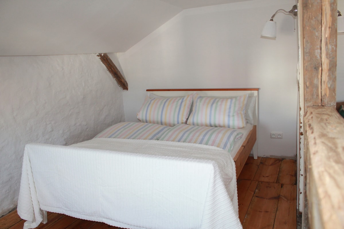 1号卧室（床1.40米x 2.00米）