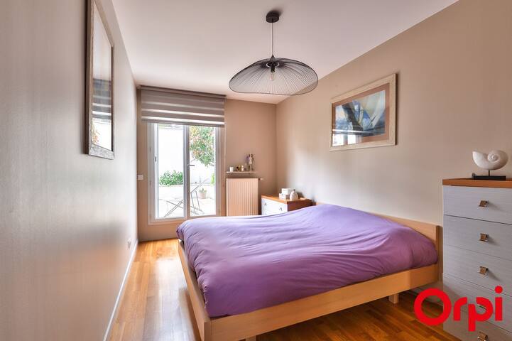 Appartement avec juccuzzi au cœur des Brotteaux gallery image 2