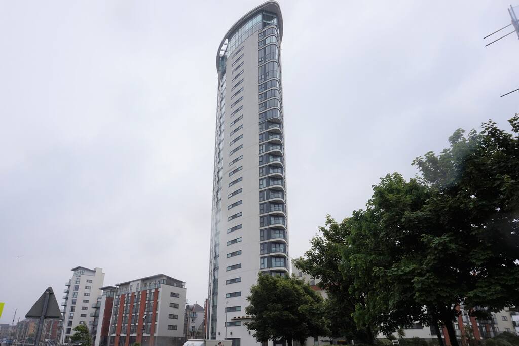 Meridian Tower