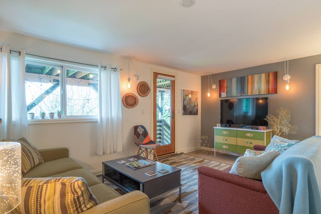 Living Room and your private entrance.