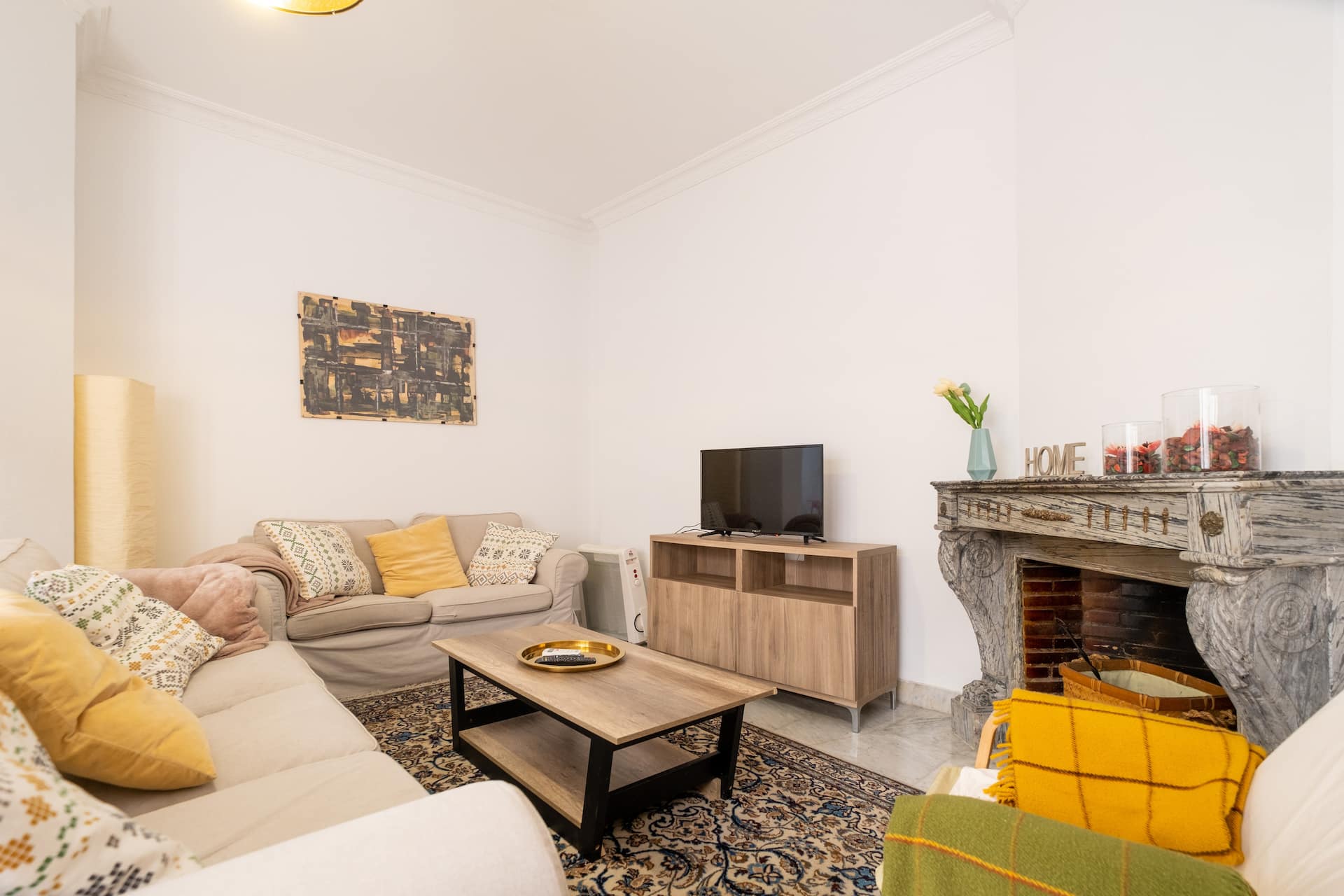 Historic District Museum, Family Apartment in