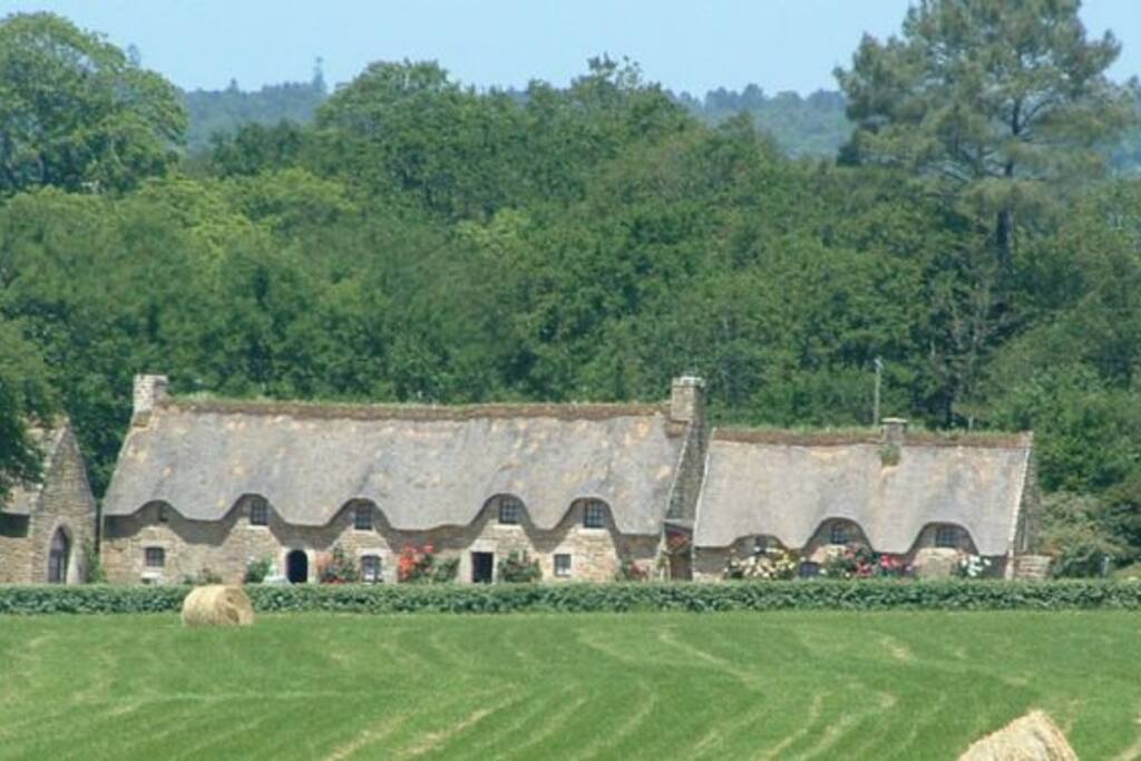 - La Garenne Cottages in the stunning Valle Vert