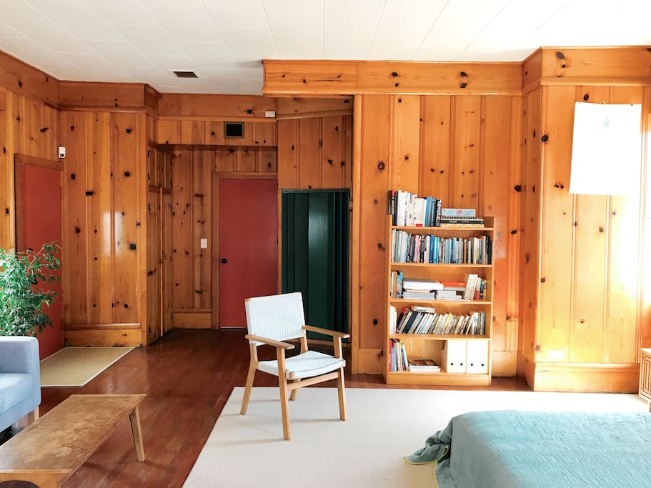 Mini library for your reading pleasure.