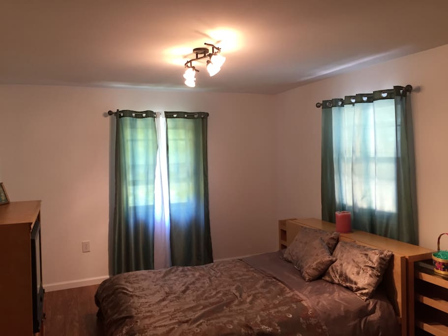 bedroom #1