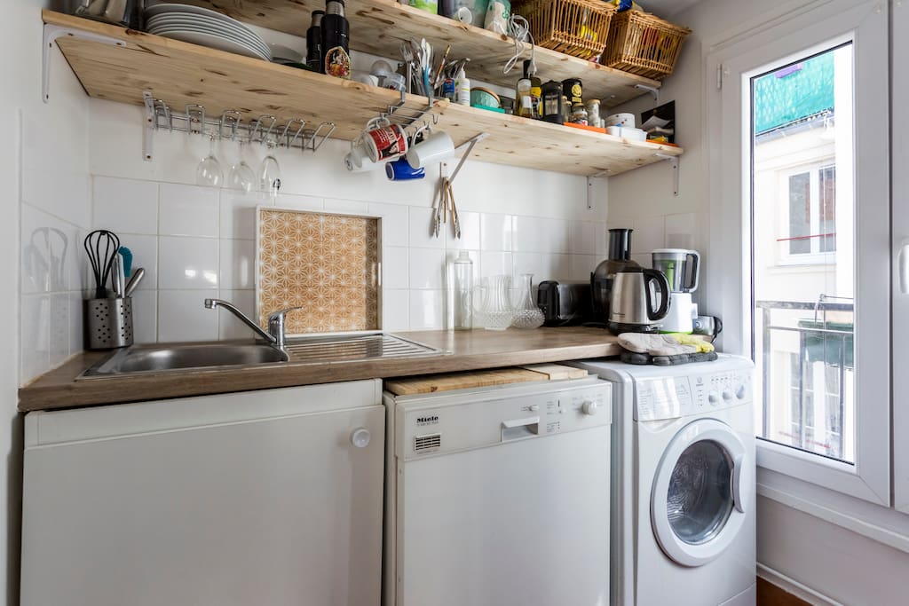 super equipped kitchen