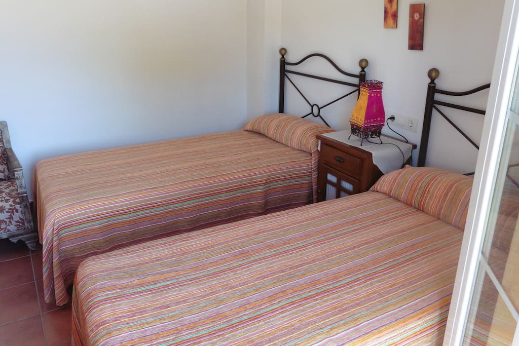 Habitación naranja