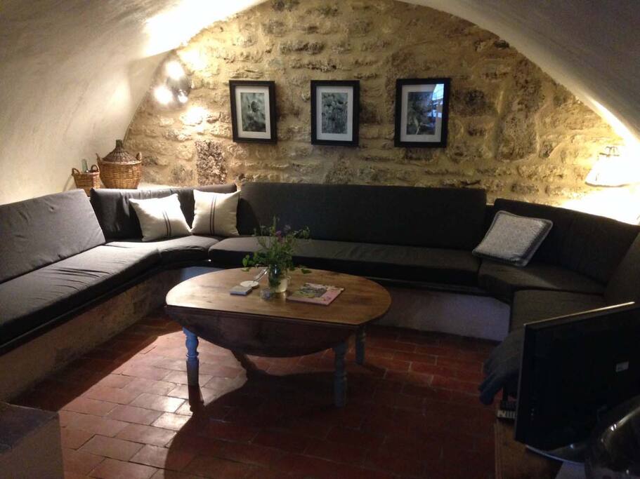 Coin cheminée - by the fireplace