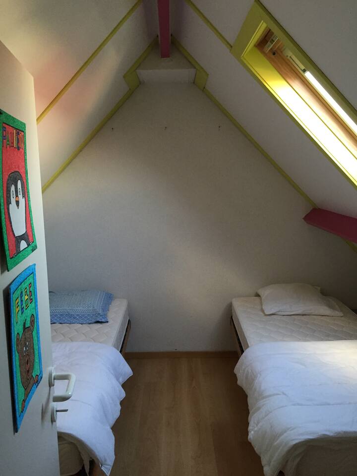 楼上其中一间卧室