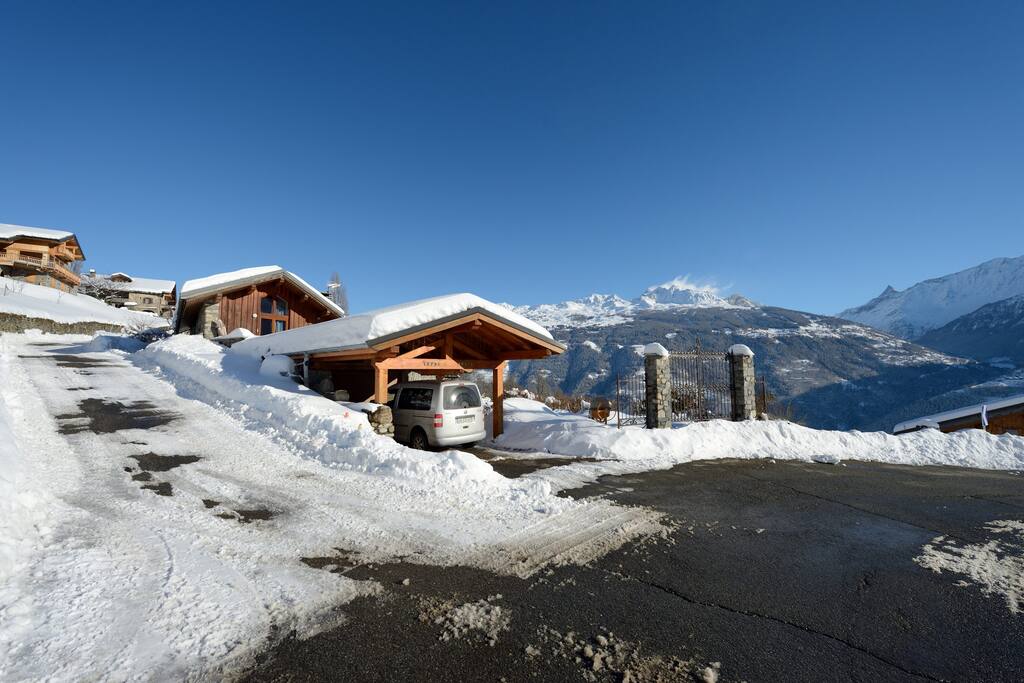 La maison sous la neige