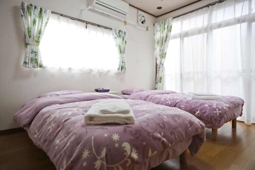 A clean Western-style room. Twin Bet. The cigarette is prohibited
洋室ツインベットの部屋2-2
